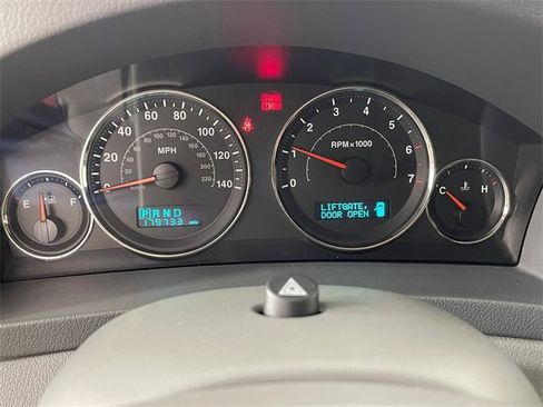 Used 2007 Jeep Grand Cherokee Laredo w/ Cargo Convenience Group image 5