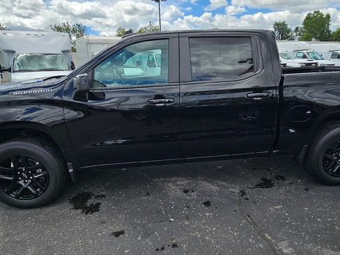 Used 2023 Chevrolet Silverado 1500 RST w/ LPO, Dark Essentials Package AWD/4WD image 4