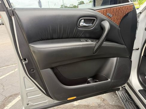 Used 2018 Nissan Armada Platinum w/ Cargo Package AWD/4WD image 9