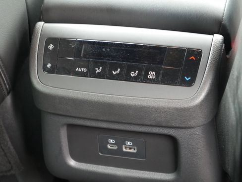 Certified 2025 Nissan Pathfinder Rock Creek image 32