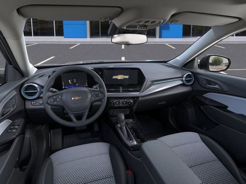 New 2026 Chevrolet Trax LT w/ Sunroof Package image 15
