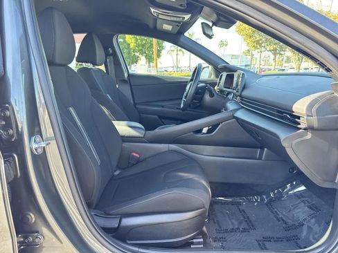 Certified 2025 Hyundai Elantra Sport w/ Cargo Package image 37