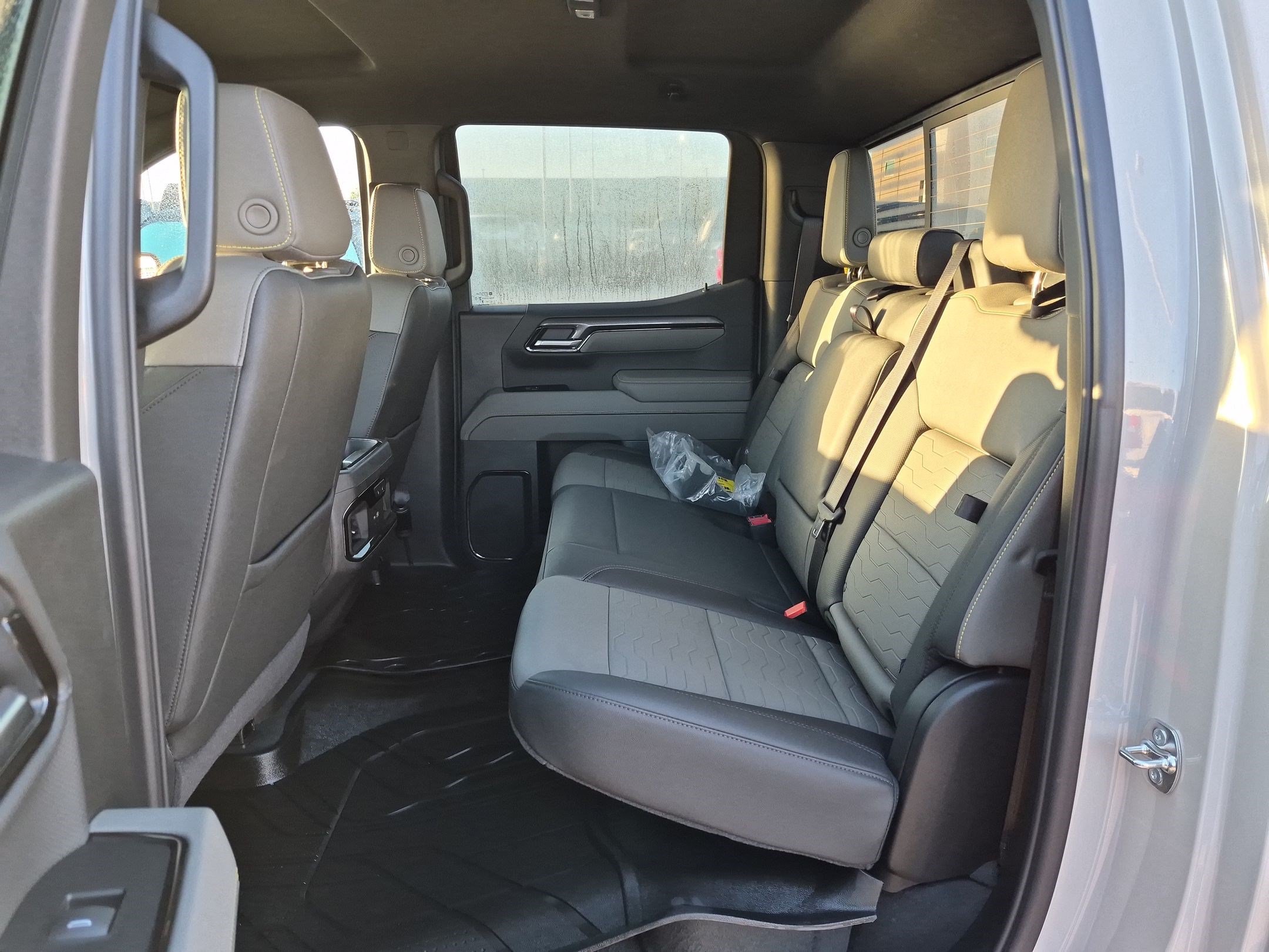 Used 2026 Chevrolet Silverado 1500 ZR2 AWD/4WD image 27
