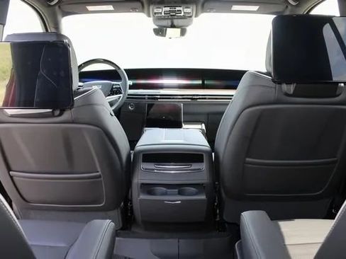 New 2025 Cadillac Escalade Premium Luxury w/ Touring Package image 25