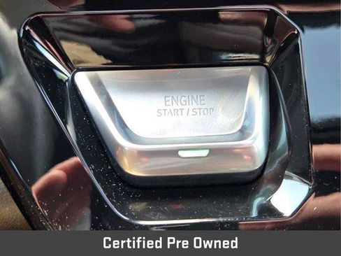 Used 2025 GMC Sierra 1500 Denali AWD/4WD image 29
