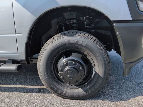 New 2026 RAM 3500 Tradesman AWD/4WD image 10