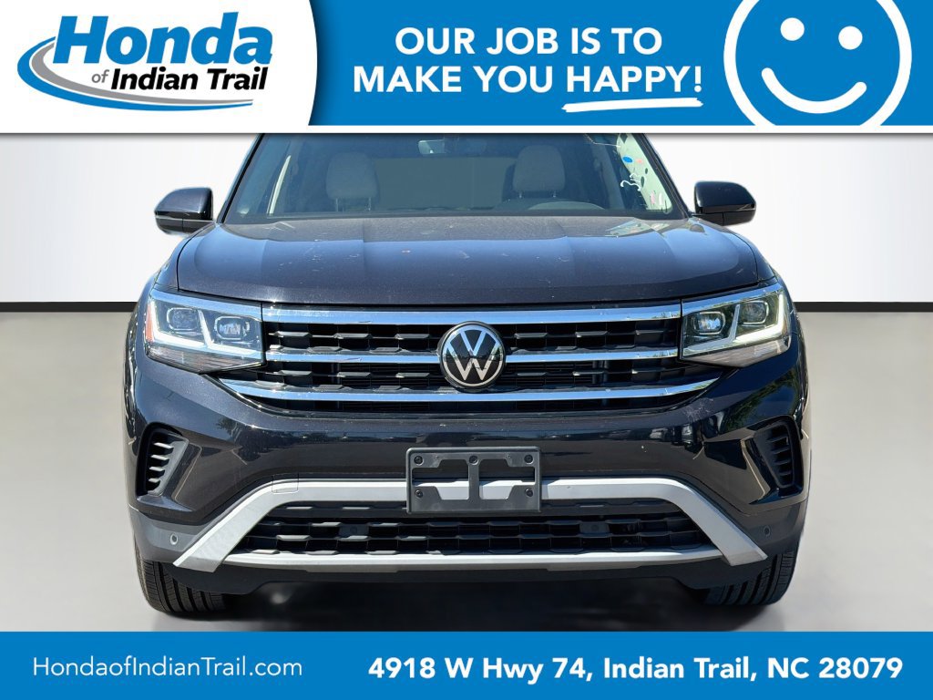 Used 2023 Volkswagen Atlas SE w/ Panoramic Sunroof Package AWD/4WD image 3