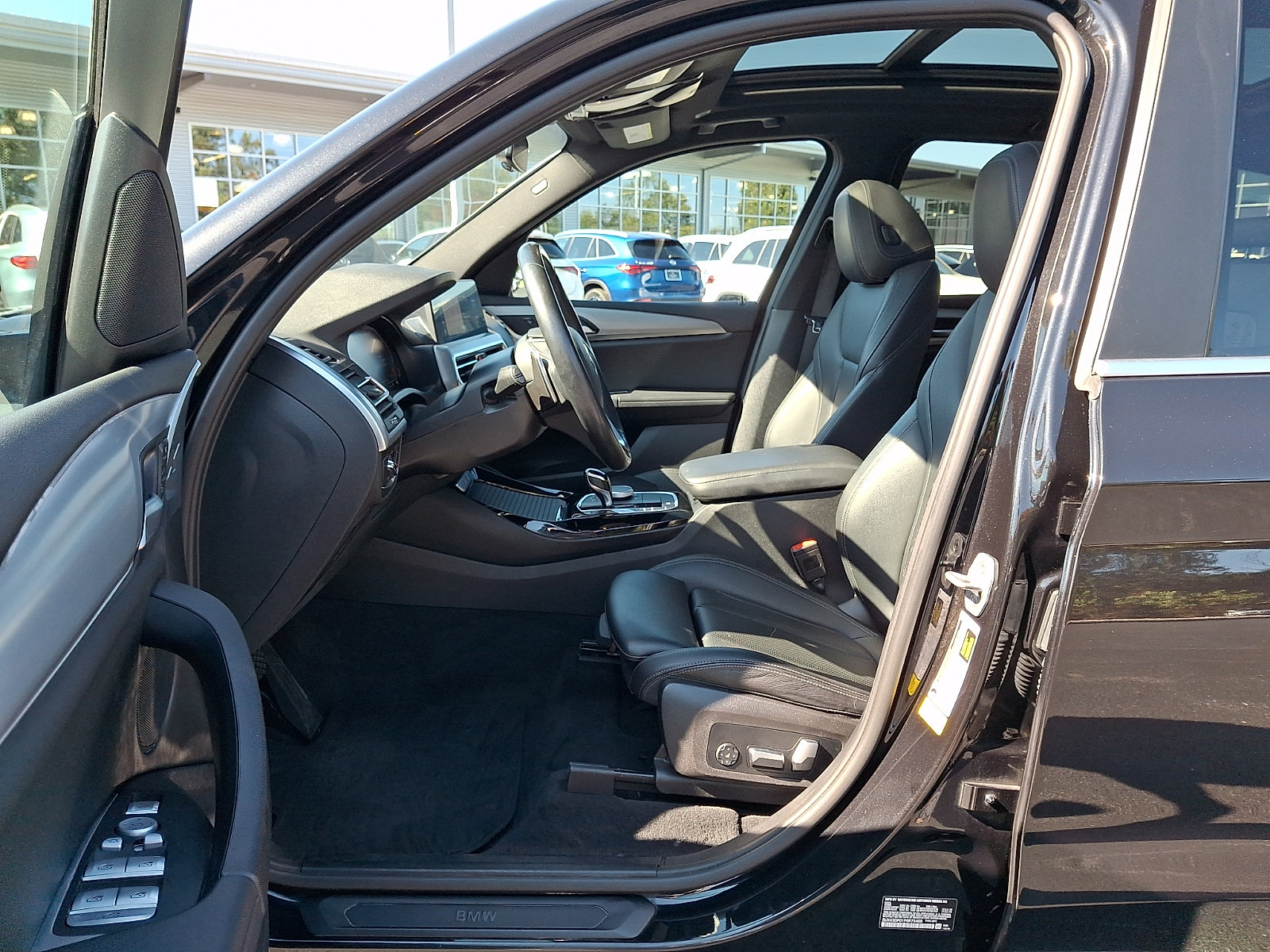 Used 2023 BMW X3 sDrive30i w/ Convenience Package RWD image 14