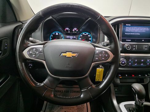 Used 2022 Chevrolet Colorado LT w/ Fleet Safety Package image 4