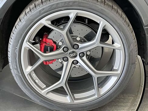 New 2026 Audi RS Q8 performance image 12