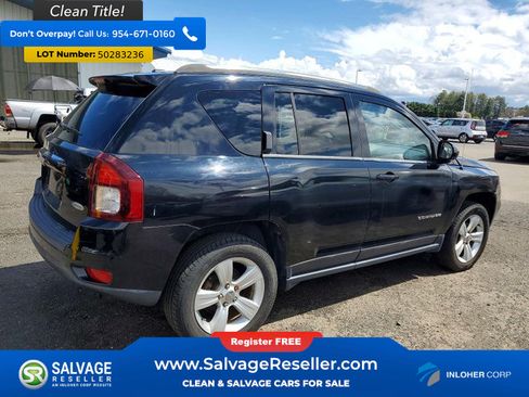 Used 2014 Jeep Compass Latitude AWD/4WD image 4