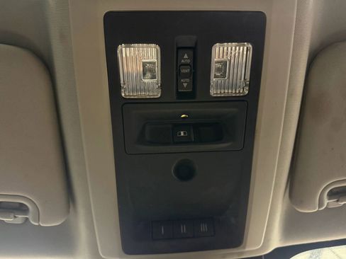 Used 2015 RAM 1500 Sport w/ Ignition Orange Sport Package image 34