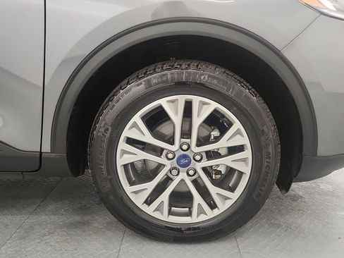Used 2022 Ford Escape SEL w/ Technology Package image 29