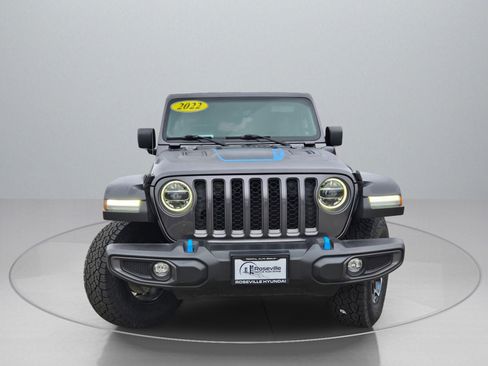 Used 2022 Jeep Wrangler Unlimited Rubicon 4xe image 2