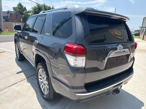 Used 2011 Toyota 4Runner Limited w/ Convenience Pkg AWD/4WD image 16