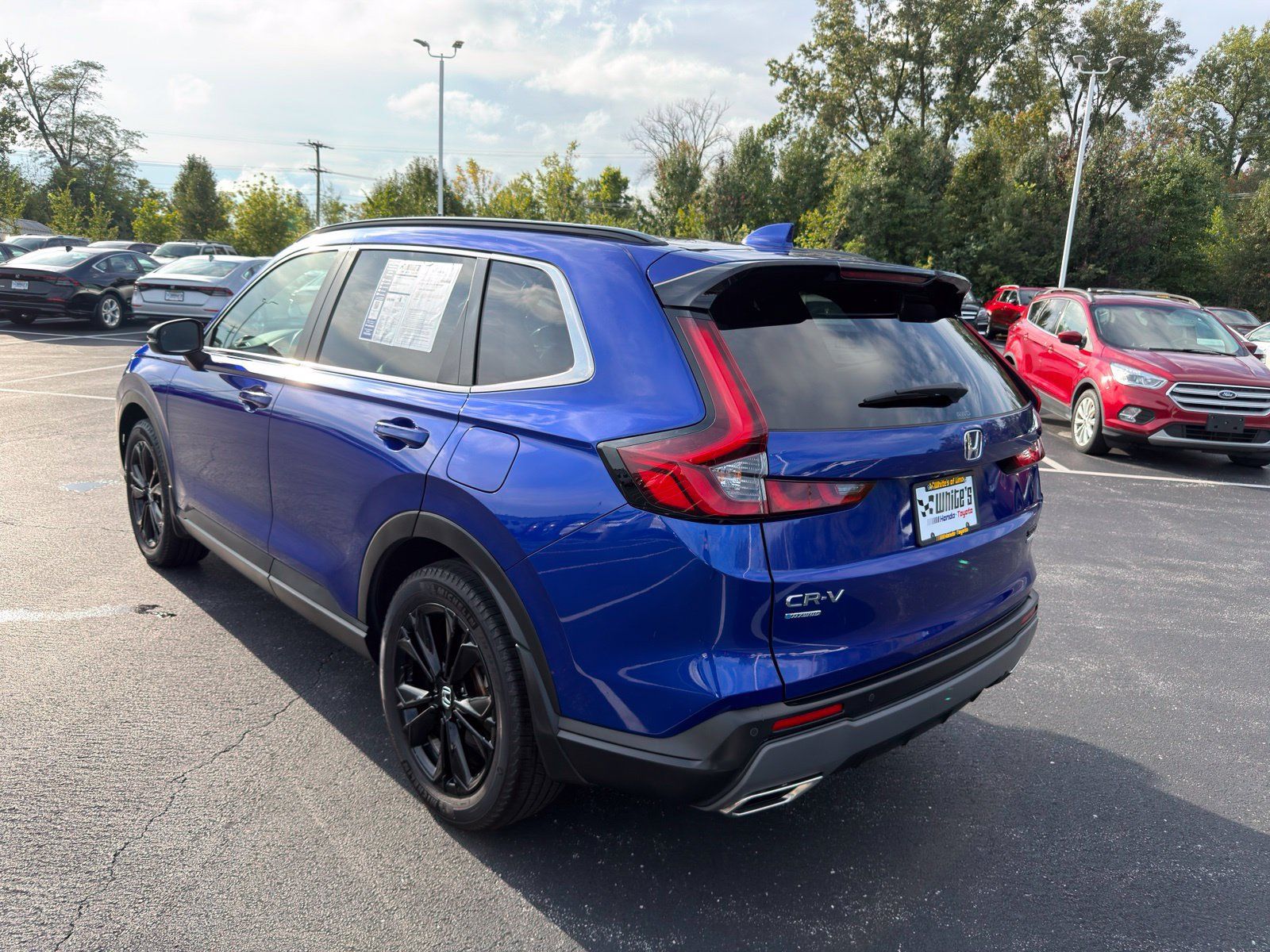Used 2024 Honda CR-V Sport Touring image 4