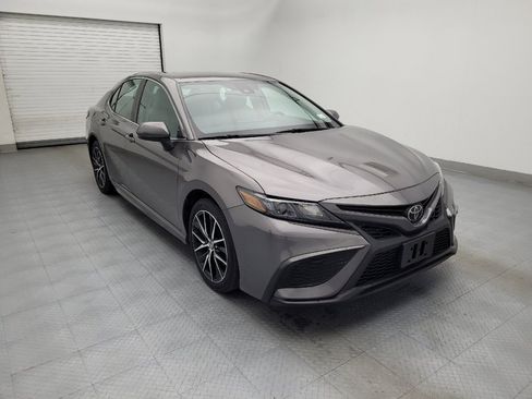 Used 2021 Toyota Camry SE FWD image 13