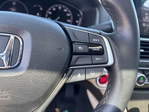 Used 2022 Honda Accord EX-L image 12