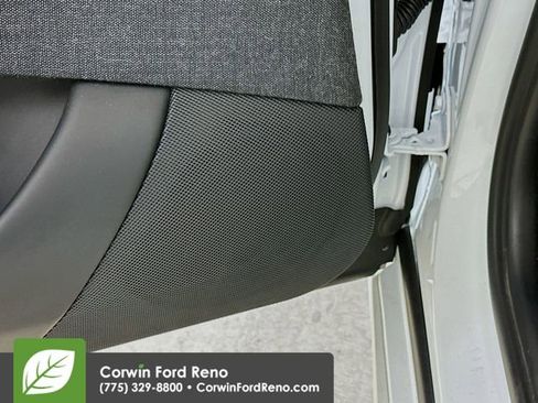 Used 2022 Tesla Model S image 18