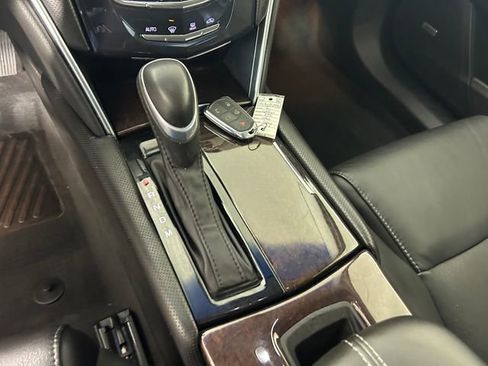 Used 2015 Cadillac XTS Standard image 21