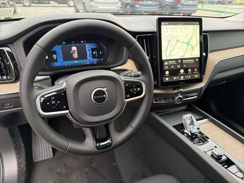 New 2026 Volvo XC60 B5 Plus w/ Protection Package Premier AWD/4WD image 17
