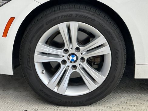 Used 2018 BMW 330i Sedan RWD image 12