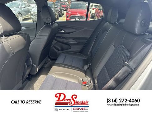 New 2026 Buick Envista Preferred FWD image 21
