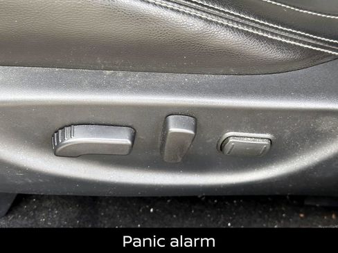 Used 2018 Nissan Maxima 3.5 SV image 21