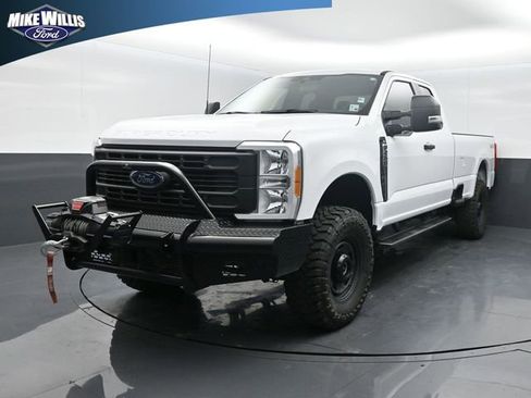 Used 2023 Ford F250 XL w/ XL Off-Road Package image 3