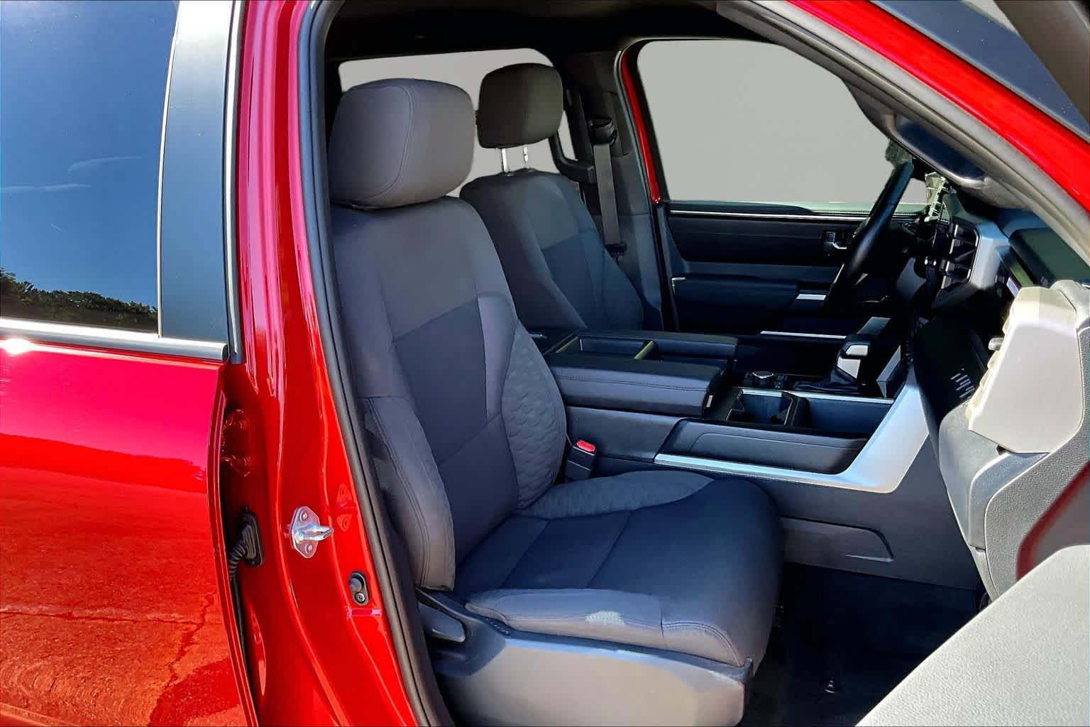Certified 2026 Toyota Tundra SR5 AWD/4WD image 9