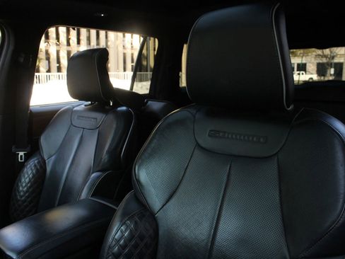 Used 2021 Jeep Grand Cherokee L Summit image 15