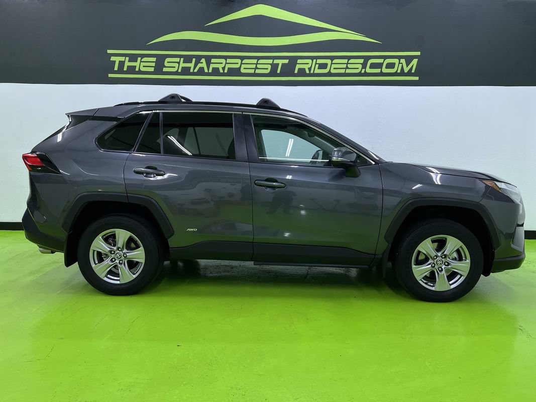Used 2024 Toyota RAV4 XLE AWD/4WD image 11
