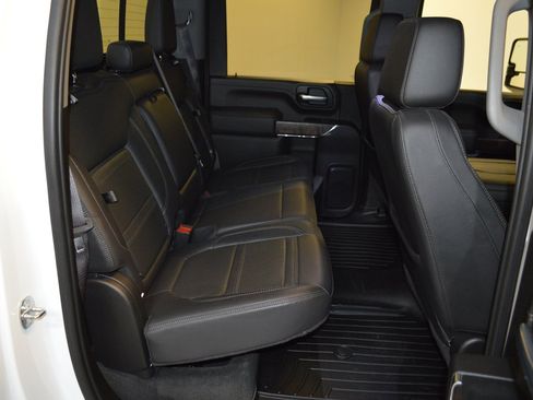 Used 2023 GMC Sierra 2500 Denali w/ Denali Ultimate Package AWD/4WD image 12