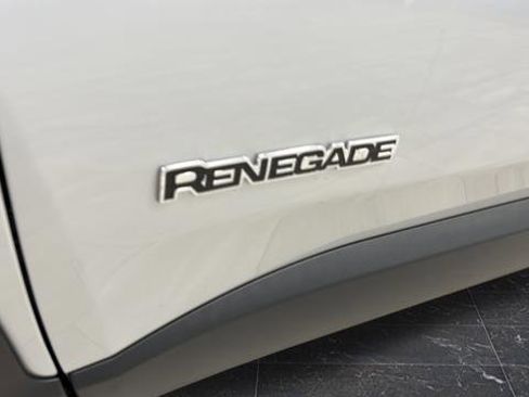 Used 2021 Jeep Renegade Limited w/ Sun & Sound Group image 40