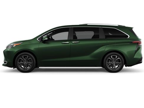 New 2026 Toyota Sienna Platinum image 4