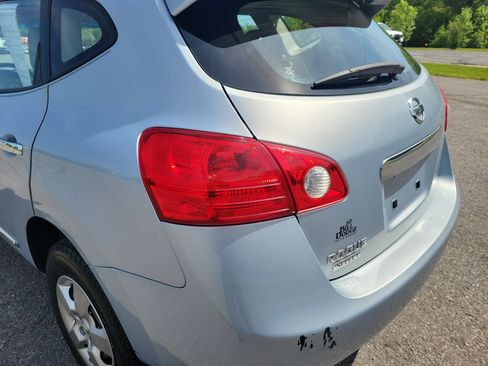 Used 2015 Nissan Rogue S w/ Convenience Package FWD image 11