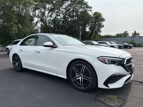 Certified 2025 Mercedes-Benz E 350 4MATIC Sedan image 1