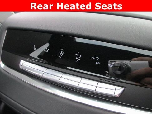 Used 2024 Cadillac Escalade Sport w/ LPO, ONYX Package image 27