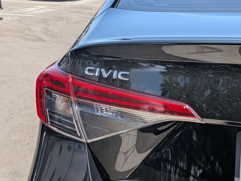 Used 2024 Honda Civic Sport image 25