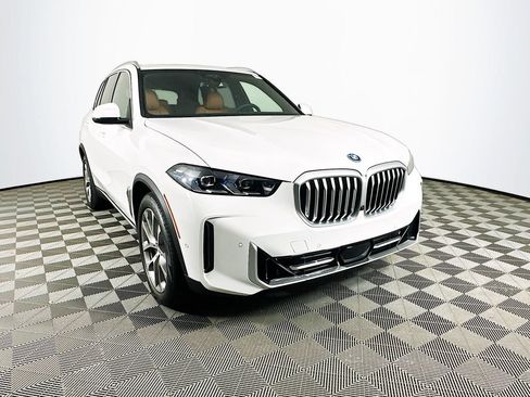 Used 2026 BMW X5 xDrive50e AWD/4WD image 1