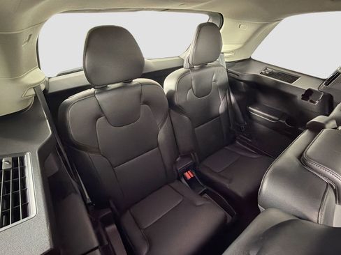 Certified 2023 Volvo XC90 B5 Core w/ Protection Package Premier image 28