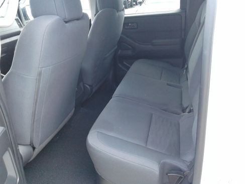 Used 2022 Nissan Frontier S w/ Technology Package image 12