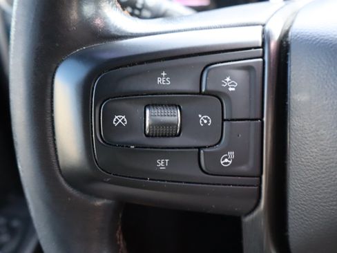 Used 2022 GMC Sierra 1500 AT4 w/ AT4 Premium Package AWD/4WD image 24