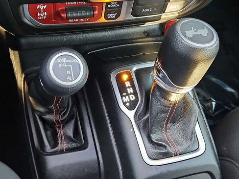 Used 2023 Jeep Wrangler Rubicon w/ LED Lighting Group image 29