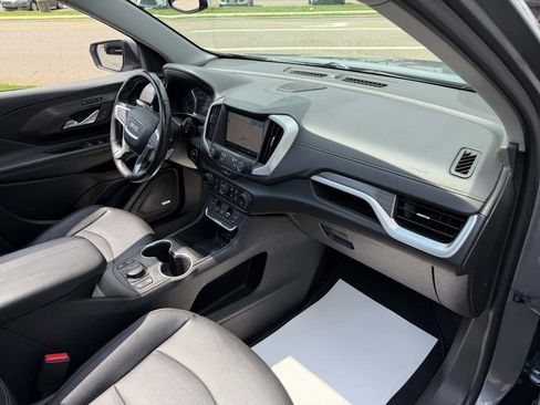 Used 2019 GMC Terrain SLT w/ Preferred Package AWD/4WD image 19