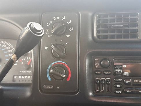 Used 1998 Dodge Ram 2500 Truck 4x4 Quad Cab image 19