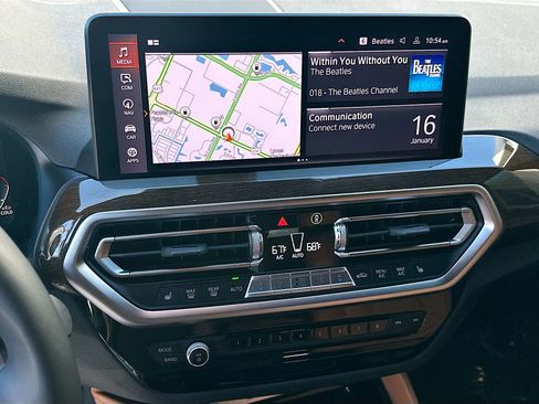 Certified 2023 BMW X4 xDrive30i w/ Premium Package image 13