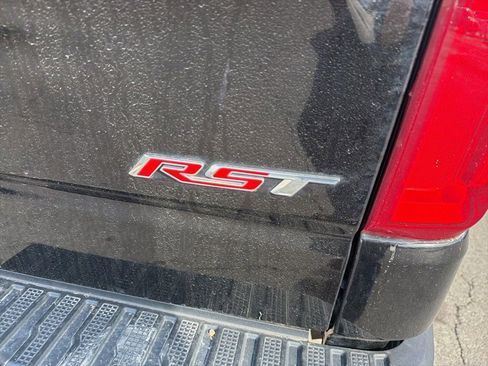 Used 2021 Chevrolet Silverado 1500 RST w/ Convenience Package II AWD/4WD image 8