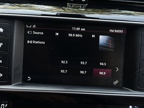 Used 2018 Jaguar F-PACE Prestige image 25