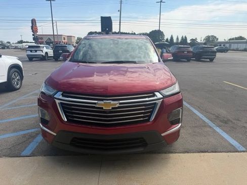 Used 2023 Chevrolet Traverse High Country AWD/4WD image 12